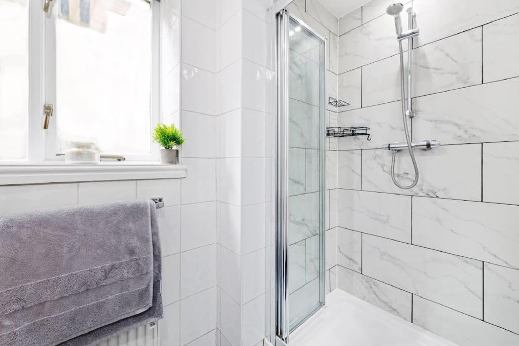 Luxurious 3 Bedroom Apartment In Park Estate Nottingham Buitenkant foto