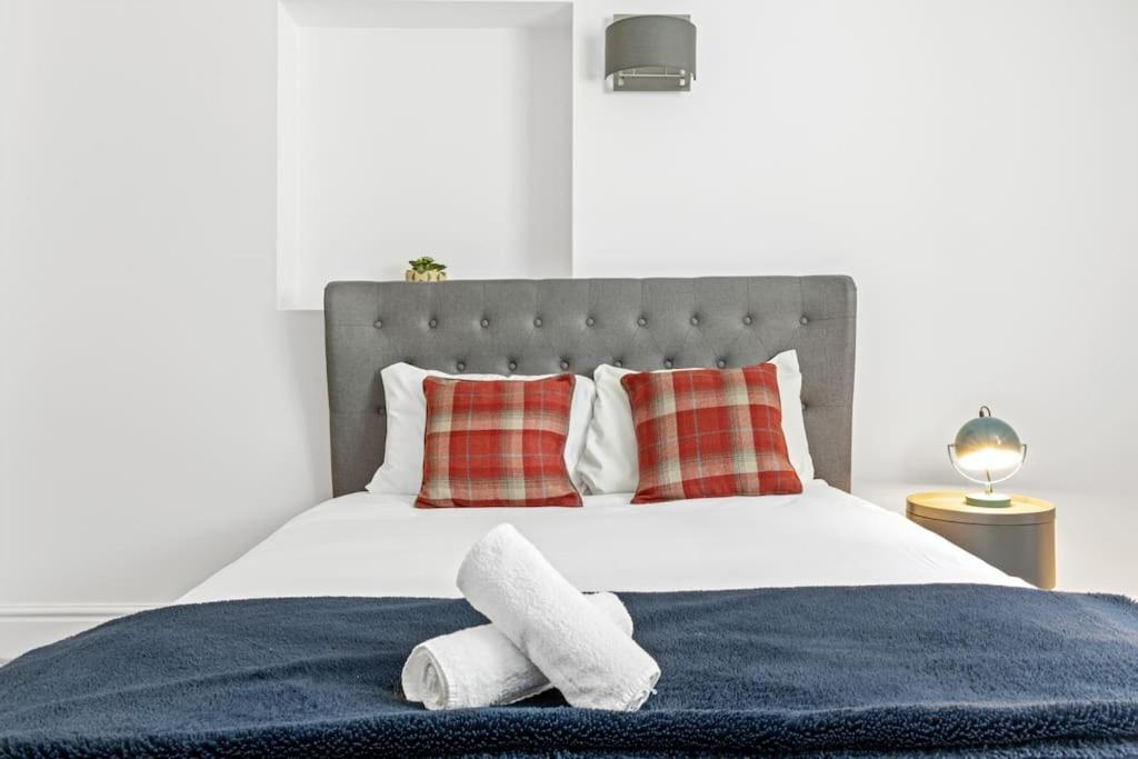 Luxurious 3 Bedroom Apartment In Park Estate Nottingham Buitenkant foto